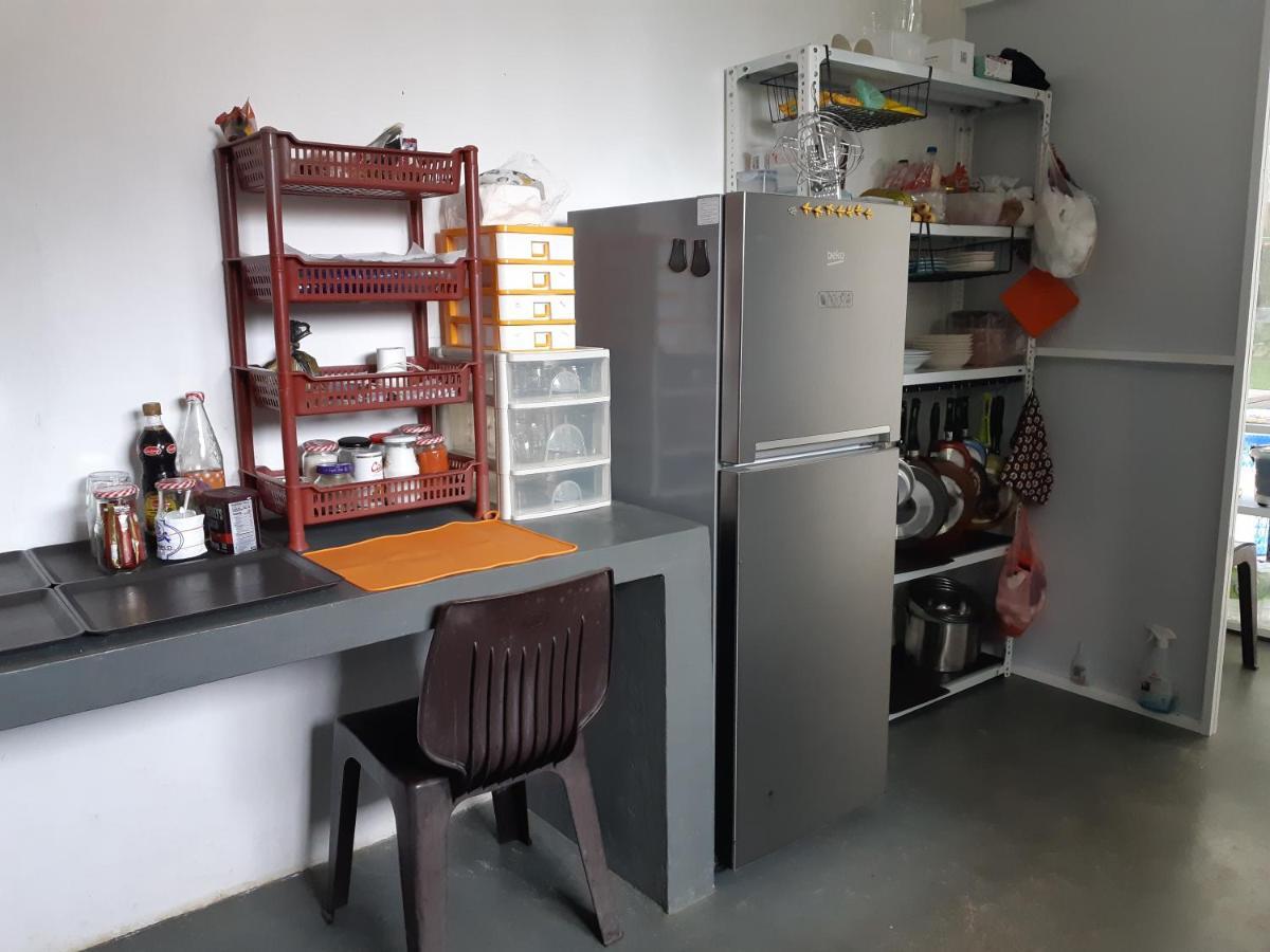 Siril Guesthouse Hostel Нувара-Елія Екстер'єр фото