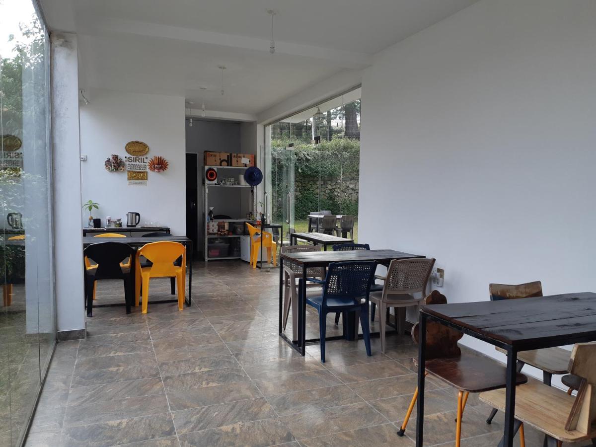 Siril Guesthouse Hostel Нувара-Елія Екстер'єр фото