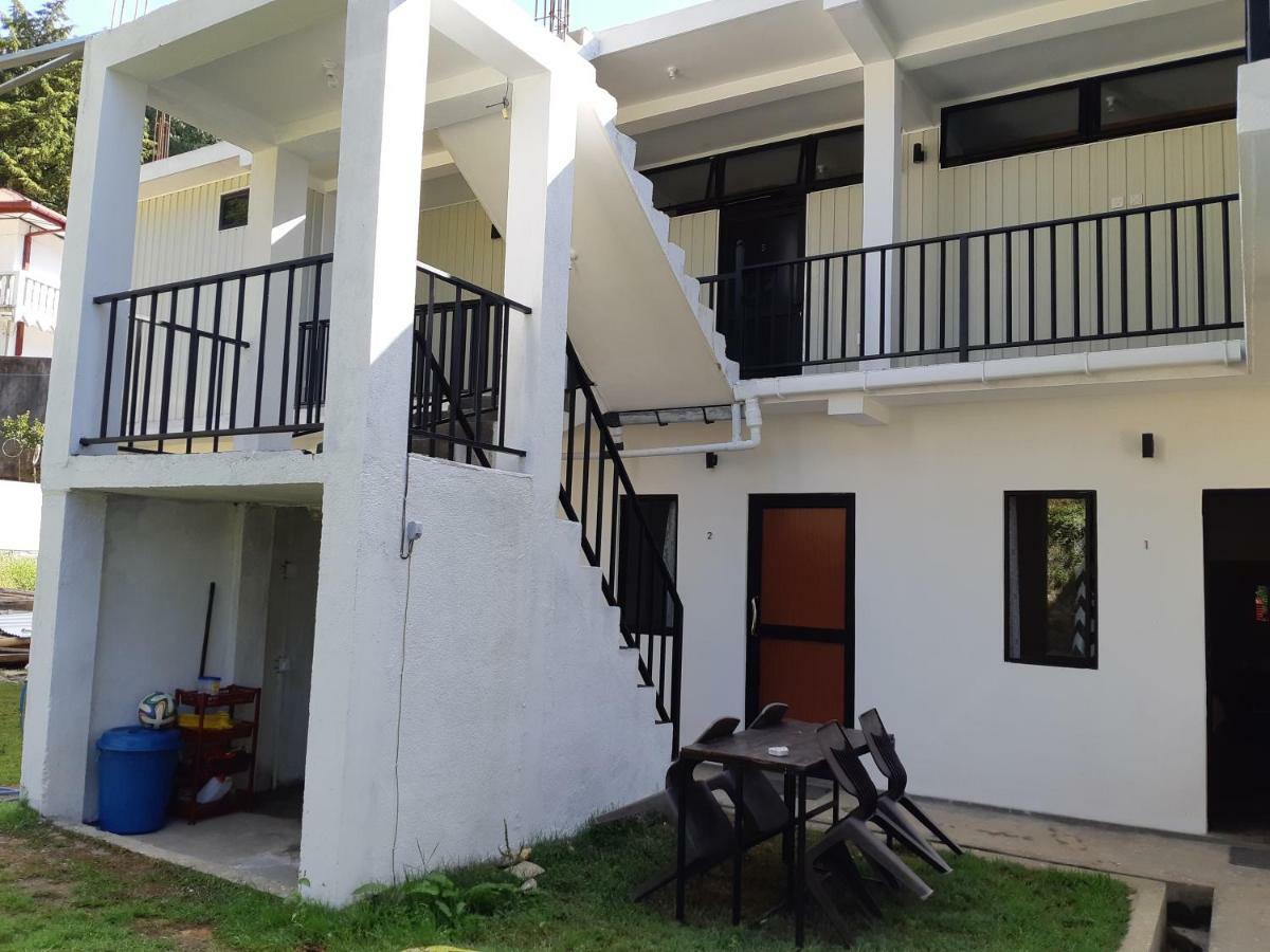 Siril Guesthouse Hostel Нувара-Елія Екстер'єр фото