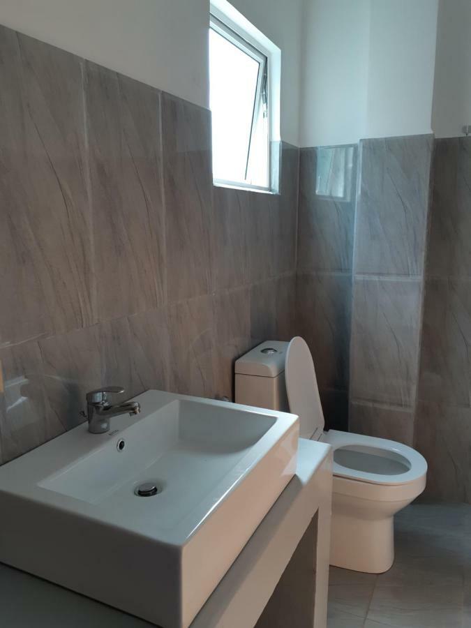 Siril Guesthouse Hostel Нувара-Елія Екстер'єр фото